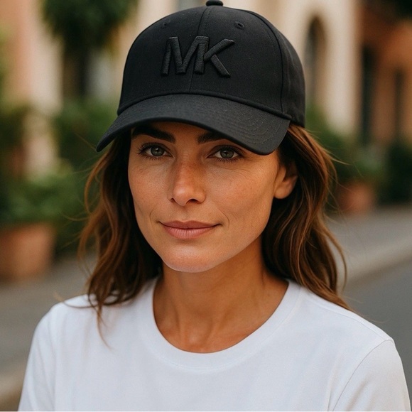 Michael Kors Black Logo Cap - Picture 2 of 10